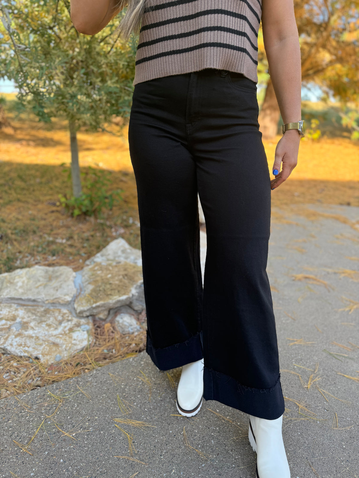 Black Nori Wide Leg Cuffed Jean