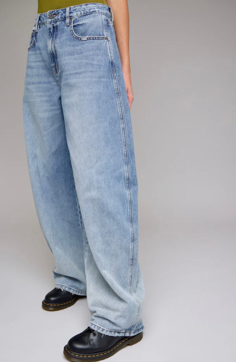 Sammie Barrel Fit Super Baggy Jean